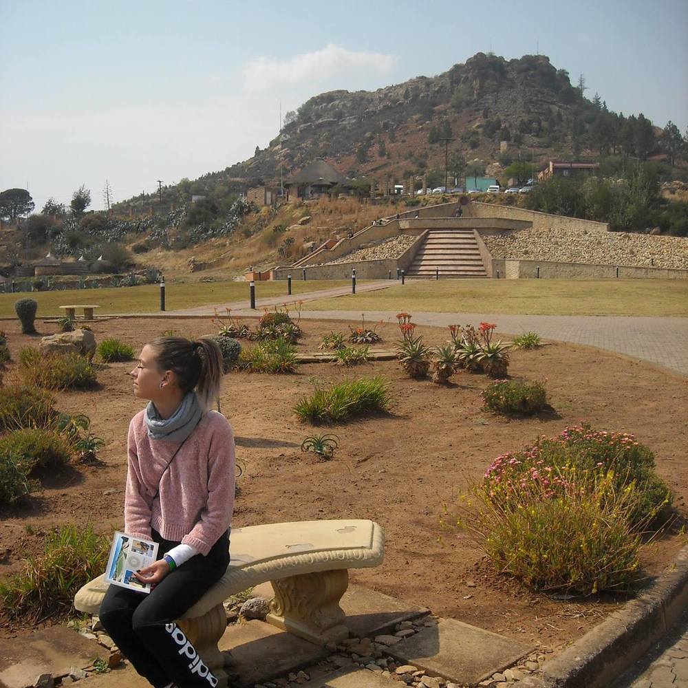 Meet your Posher, Sabrina